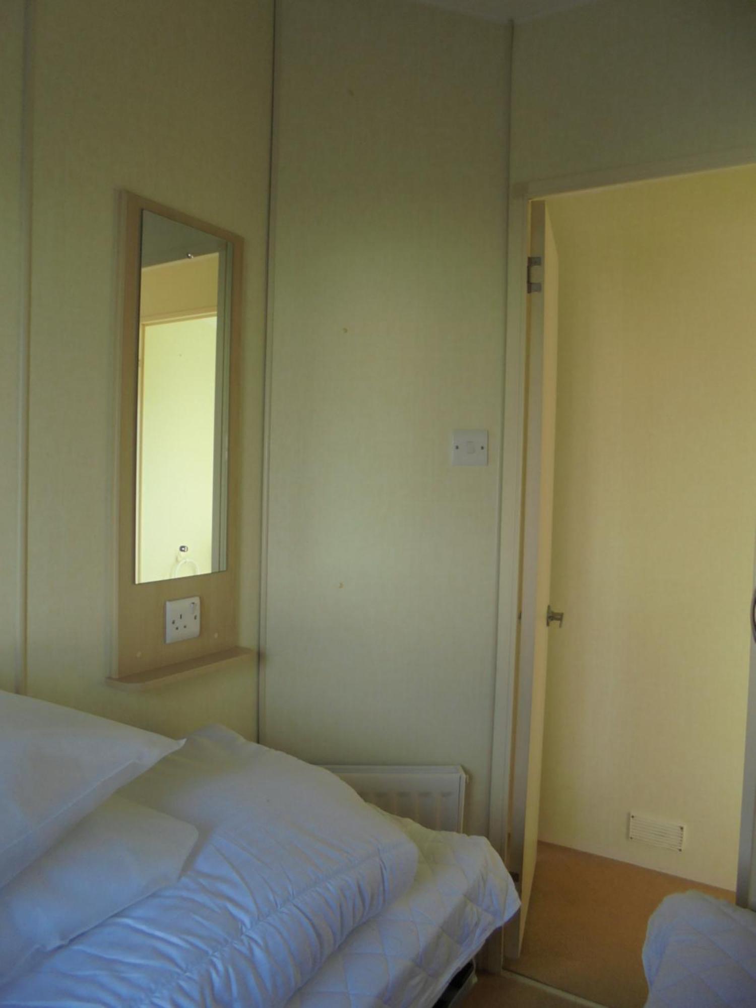Sealands Everglade Ii:- 6 Berth, Central Heated Access To The Beach Ingoldmells Exterior foto